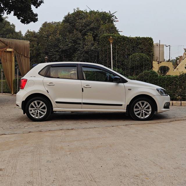 https://images10.gaadi.com/usedcar_image/3660329/original/processed_img2909724__used_car_2909724_1699422969.jpg?imwidth=6401