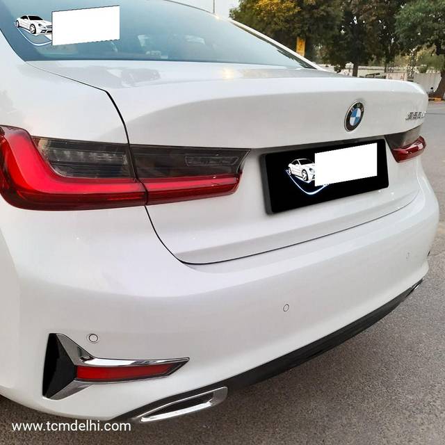 https://images10.gaadi.com/usedcar_image/3660353/original/processed_img2909742__usedcar_whatsappimage2023_11_16at43722pm_2909742_1700136608.jpeg?imwidth=6402