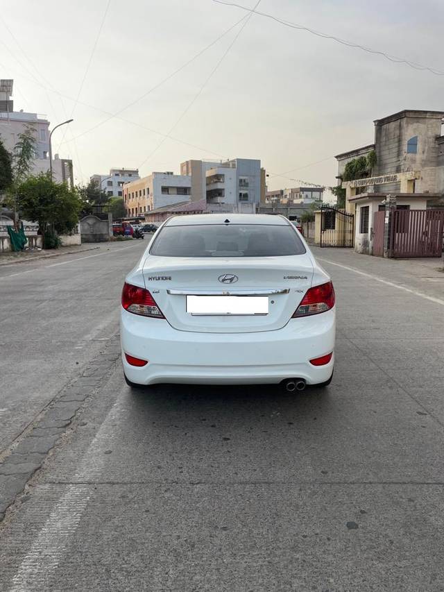 https://images10.gaadi.com/usedcar_image/3660359/original/processed_img2909746__used_car_2909746_1699348967.jpg?imwidth=6401