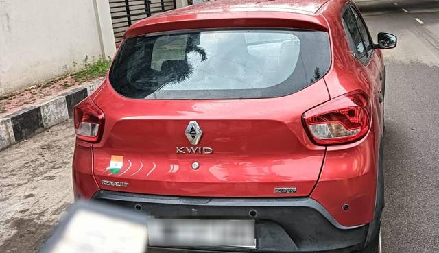 https://images10.gaadi.com/usedcar_image/3660420/original/processed_img2909786__used_car_2909786_1699350561.jpg?imwidth=6401