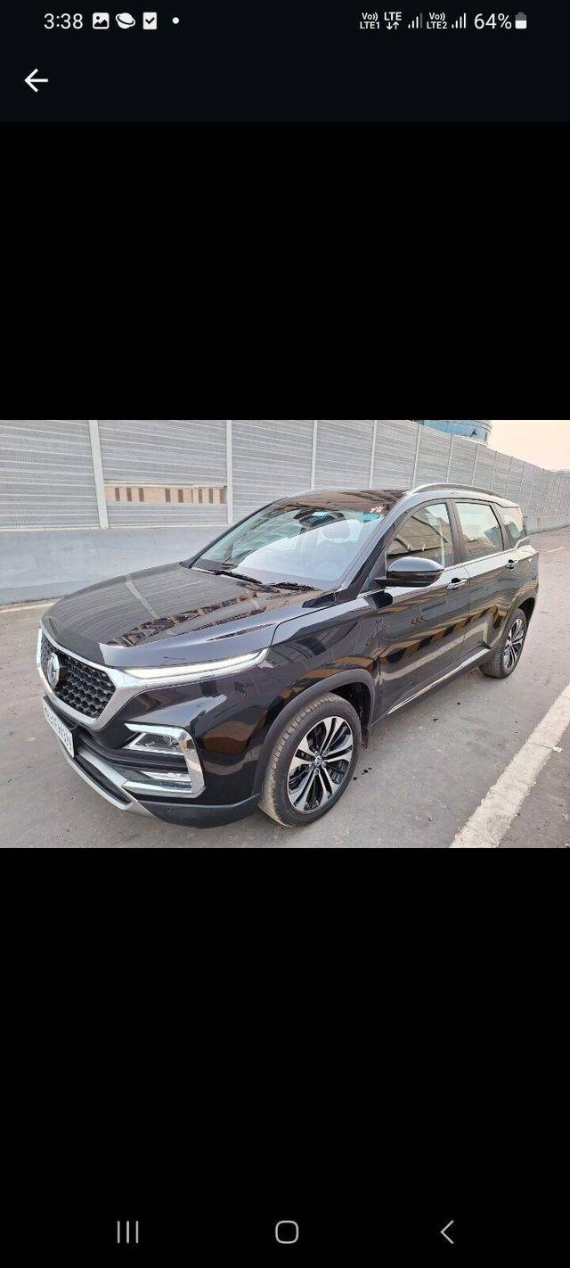 https://images10.gaadi.com/usedcar_image/3660491/original/processed_img2909830__used_car_2909830_1699352169.jpg?imwidth=6402