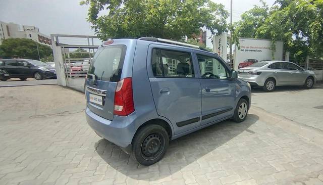 https://images10.gaadi.com/usedcar_image/3660622/original/processed_img2909918__usedcar_tn10ar6680_15__2909918_1702107365.jpeg?imwidth=6402