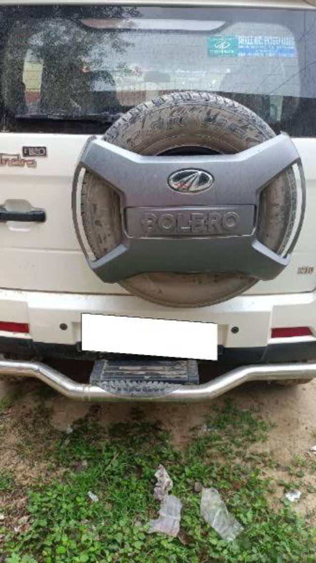 https://images10.gaadi.com/usedcar_image/3660640/original/processed_72b9d3c3-b0b5-4aab-a85d-53e8147327cf.jpg?imwidth=6401