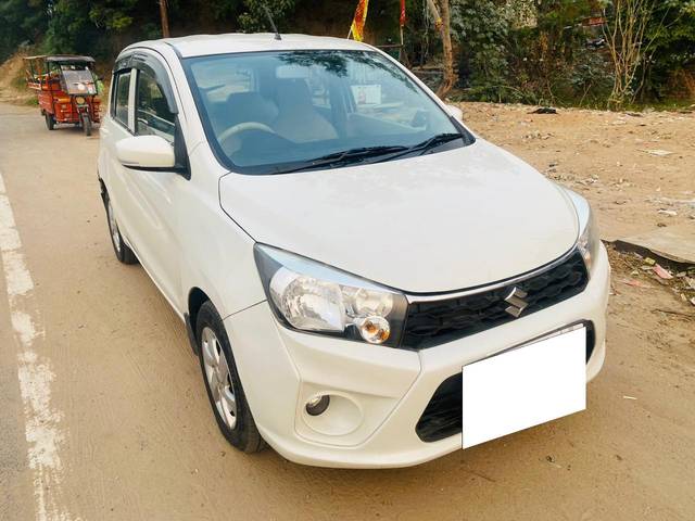 https://images10.gaadi.com/usedcar_image/3660646/original/processed_img2909934__usedcar_whatsappimage2023_11_01at53235pm_9301699355211_1699355225.jpeg?imwidth=6400