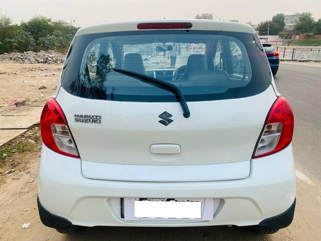 https://images10.gaadi.com/usedcar_image/3660646/original/processed_img2909934__usedcar_whatsappimage2023_11_01at53238pm_9301699355211_1699355227.jpeg?imwidth=6402