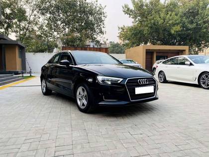 Audi A3 35 TDI Premium Plus Audi A3 35 TDI Premium Plus