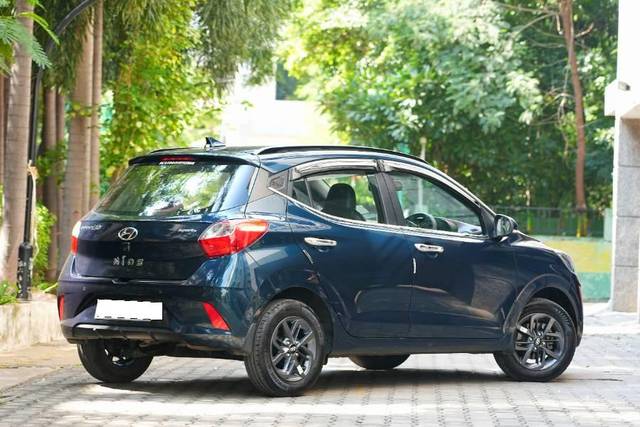 https://images10.gaadi.com/usedcar_image/3660768/original/processed_3948f95f-18a3-4f58-9bc9-ad3472f6d2cf.jpeg?imwidth=6401