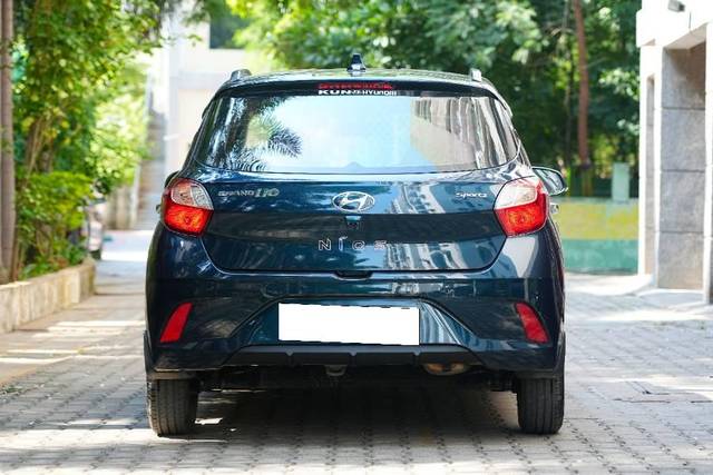 https://images10.gaadi.com/usedcar_image/3660768/original/processed_3ceedb91-bb44-4a22-8a23-aa0f782653da.jpeg?imwidth=6402