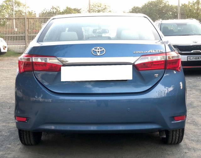 https://images10.gaadi.com/usedcar_image/3660798/original/processed_img2910041__usedcar_19_copy_91331699359121_1699359137.jpeg?imwidth=6401