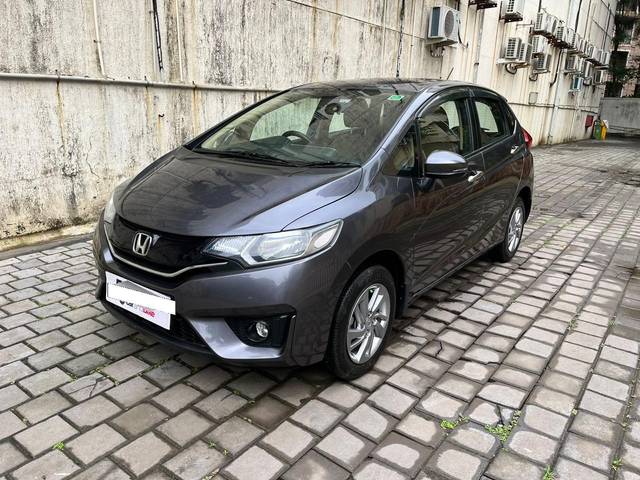 https://images10.gaadi.com/usedcar_image/3660902/original/processed_img2910099__usedcar_whatsappimage2023_09_02at105357_1__2910099_1699362055.jpeg?imwidth=6402