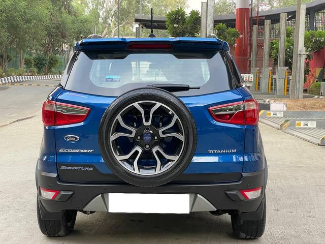 https://images10.gaadi.com/usedcar_image/3660934/original/processed_img2910120__used_car_2910120_1699363054.jpg?imwidth=6401
