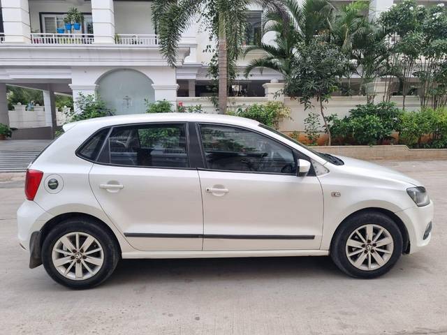 https://images10.gaadi.com/usedcar_image/3661013/original/processed_img2910167__used_car_2910167_1699365772.jpg?imwidth=6401