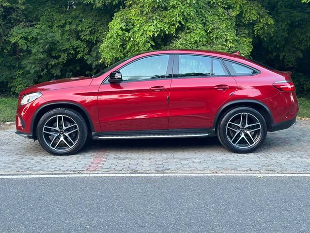 https://images10.gaadi.com/usedcar_image/3661076/original/img2910184__used_car_2910184_1699368324.jpg?imwidth=6402