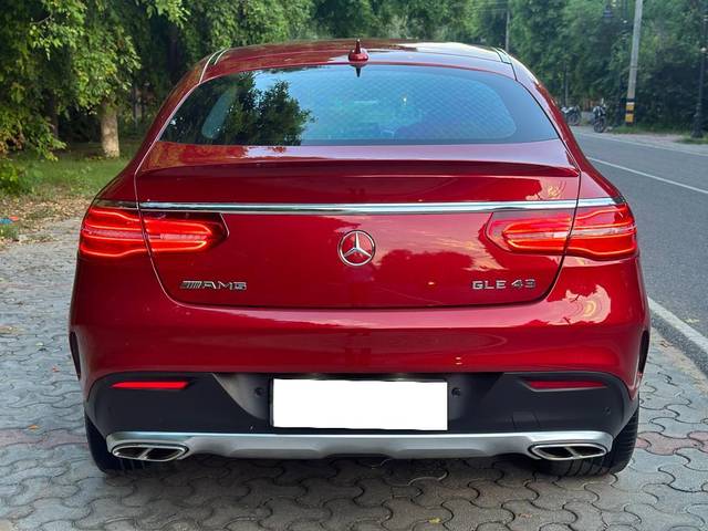 https://images10.gaadi.com/usedcar_image/3661076/original/processed_img2910184__used_car_2910184_1699368318.jpg?imwidth=6401