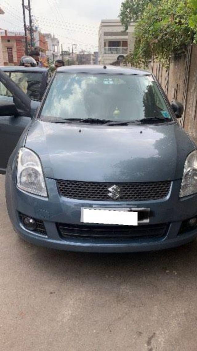 https://images10.gaadi.com/usedcar_image/3661199/original/processed_6e4dd4d3-141b-4584-b77d-77f6a93b3f90.jpeg?imwidth=6400