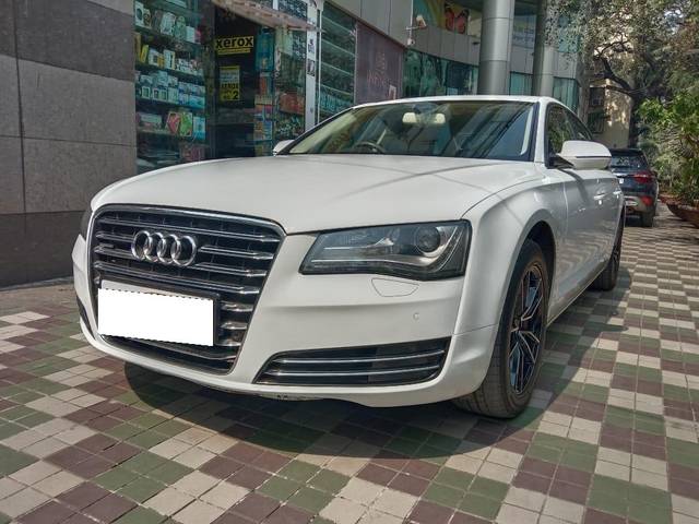 https://images10.gaadi.com/usedcar_image/3661579/original/processed_img2910293__used_car_2910293_1699421021.jpg?imwidth=6402