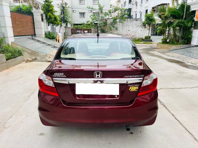 https://images10.gaadi.com/usedcar_image/3661600/original/processed_img2910307__used_car_2910307_1699421718.jpg?imwidth=6402