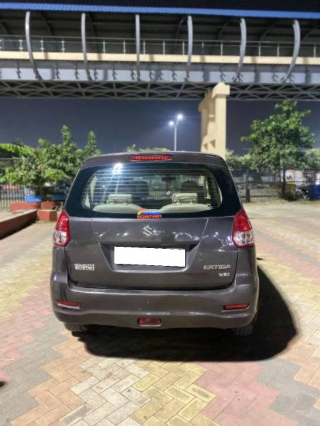 https://images10.gaadi.com/usedcar_image/3661610/original/processed_75165678-8a0a-447b-b15f-dc1c58ad53cc.jpg?imwidth=6402