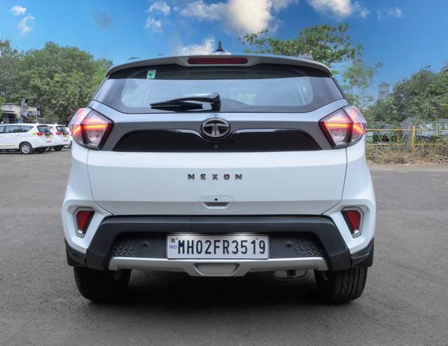 https://images10.gaadi.com/usedcar_image/3661622/original/processed_img2910315__usedcar_img_20231109_wa0045_2910315_1699509401.jpg?imwidth=6402