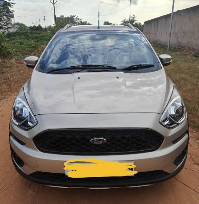 https://images10.gaadi.com/usedcar_image/3661630/original/processed_07760ab5-7053-425c-9bbb-15517653a502.jpg?imwidth=6400