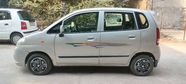 https://images10.gaadi.com/usedcar_image/3661673/original/01__VCC_IMG_1698815549873_1812505_95_1698815624.jpg?imwidth=6401