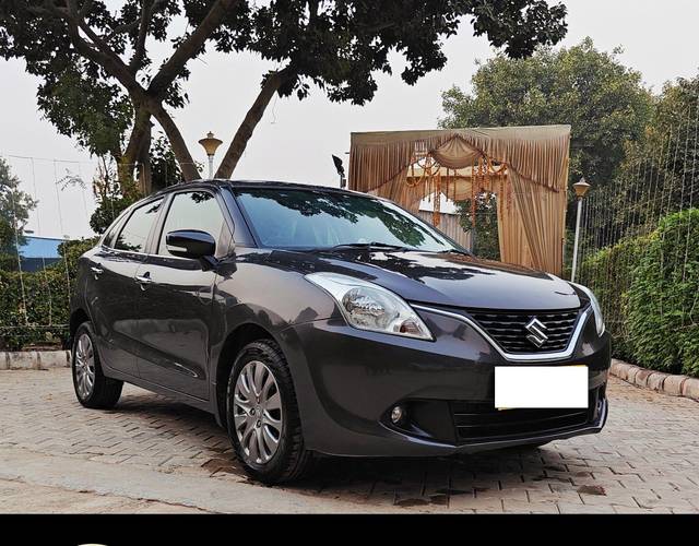 https://images10.gaadi.com/usedcar_image/3661763/original/processed_img2910391__used_car_2910391_1699431618.jpg?imwidth=6400