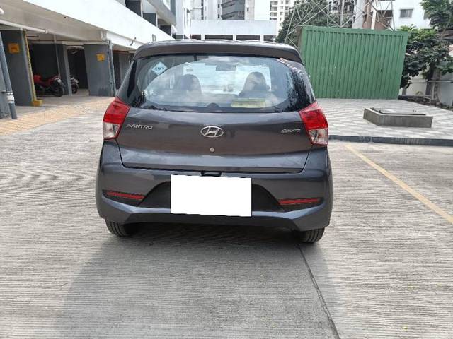 https://images10.gaadi.com/usedcar_image/3661868/original/processed_bd1aeab1-c039-45e4-9422-9a135a7d778c.jpg?imwidth=6401