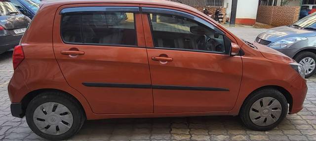 https://images10.gaadi.com/usedcar_image/3661913/original/processed_12bb1093-9412-4250-80e9-4757a64eec22.jpg?imwidth=6401