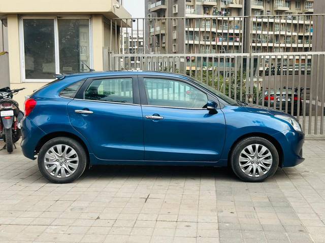 https://images10.gaadi.com/usedcar_image/3662014/original/img2910538__used_car_2910538_1704699891.jpg?imwidth=6401