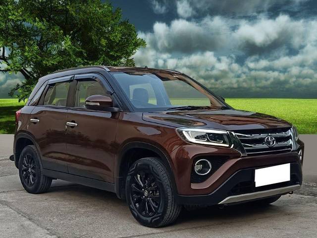 https://images10.gaadi.com/usedcar_image/3662068/original/processed_img2910576__used_car_2910576_1699436001.jpg?imwidth=6400