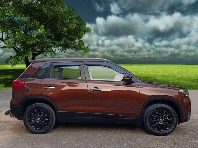 https://images10.gaadi.com/usedcar_image/3662068/original/processed_img2910576__used_car_2910576_1699436004.jpg?imwidth=6401