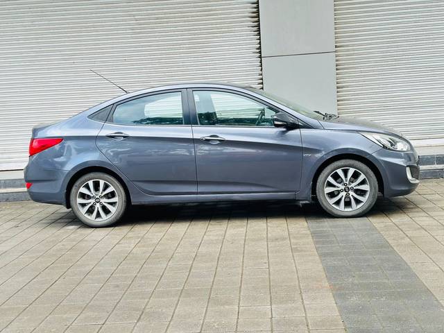 https://images10.gaadi.com/usedcar_image/3662124/original/img2910610__used_car_2910610_1699437128.jpg?imwidth=6401