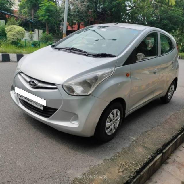 https://images10.gaadi.com/usedcar_image/3662134/original/processed_5fb8d070-5741-43ce-9243-109ea38d7f0e.jpg?imwidth=6400