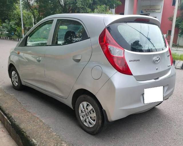 https://images10.gaadi.com/usedcar_image/3662134/original/processed_84e09a70-dde2-43c6-9ad8-5c9a1518453d.jpg?imwidth=6402