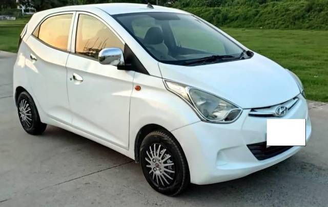 https://images10.gaadi.com/usedcar_image/3662145/original/processed_03cc0677-1424-4bf3-a914-9ae75d21697e.jpg?imwidth=6400