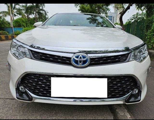 https://images10.gaadi.com/usedcar_image/3662146/original/processed_img2910623__used_car_2910623_1699437809.jpg?imwidth=6400