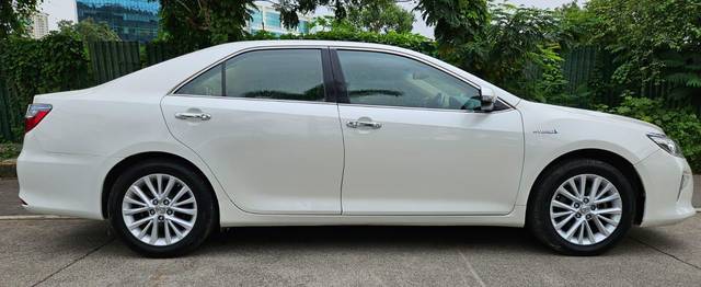 https://images10.gaadi.com/usedcar_image/3662146/original/processed_img2910623__used_car_2910623_1699437812.jpg?imwidth=6401