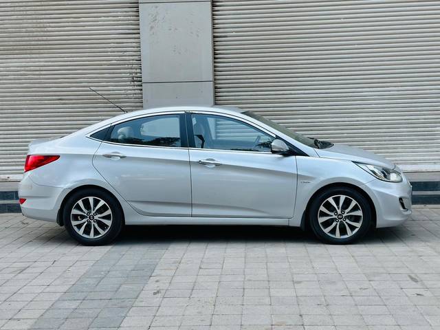 https://images10.gaadi.com/usedcar_image/3662152/original/img2910627__used_car_2910627_1699437967.jpg?imwidth=6401