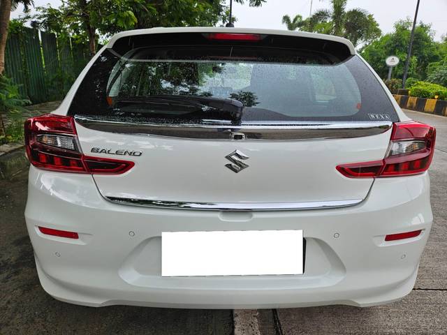 https://images10.gaadi.com/usedcar_image/3662192/original/processed_img2910652__used_car_2910652_1699439245.jpg?imwidth=6402