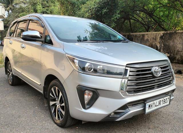 https://images10.gaadi.com/usedcar_image/3662346/original/processed_img2910757__used_car_2910757_1699442082.jpg?imwidth=6400