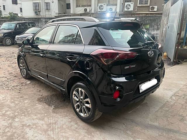 https://images10.gaadi.com/usedcar_image/3662478/original/img2910855__used_car_2910855_1699531745.jpg?imwidth=6401