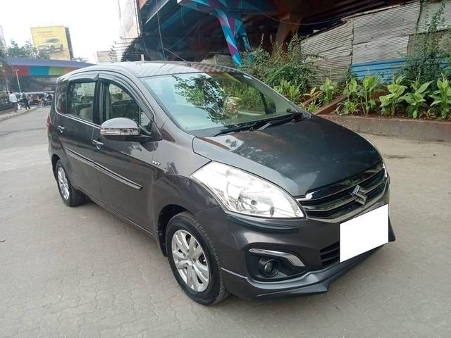https://images10.gaadi.com/usedcar_image/3662524/original/processed_img2910883__usedcar_df137ab3_f379_4d74_9d4a_5bea3e619924_119241699446144_1699446159.jpg?imwidth=6400