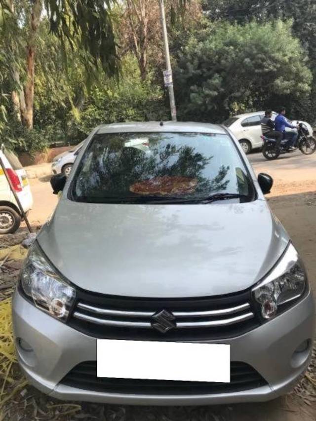 https://images10.gaadi.com/usedcar_image/3662534/original/processed_a3f7ce18-8061-4bf2-b8e9-5d828d28ac05.jpg?imwidth=6401