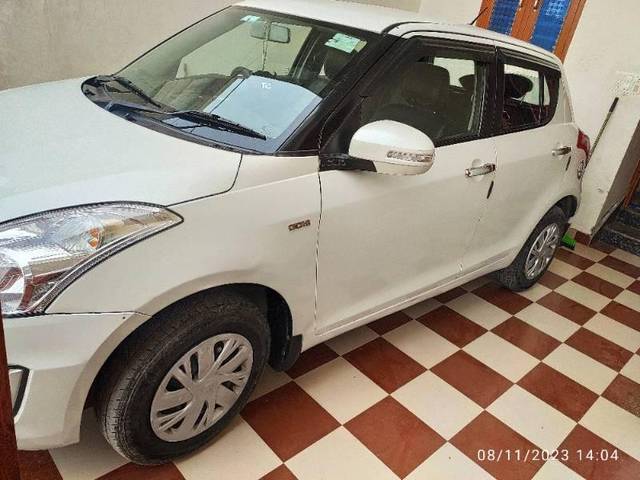 https://images10.gaadi.com/usedcar_image/3662846/original/processed_59605384-7fec-4066-94ec-285bece0fd11.jpg?imwidth=6401