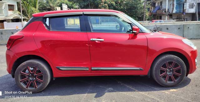 https://images10.gaadi.com/usedcar_image/3662956/original/592325__right_side_view-20231031135749.jpeg?imwidth=6400