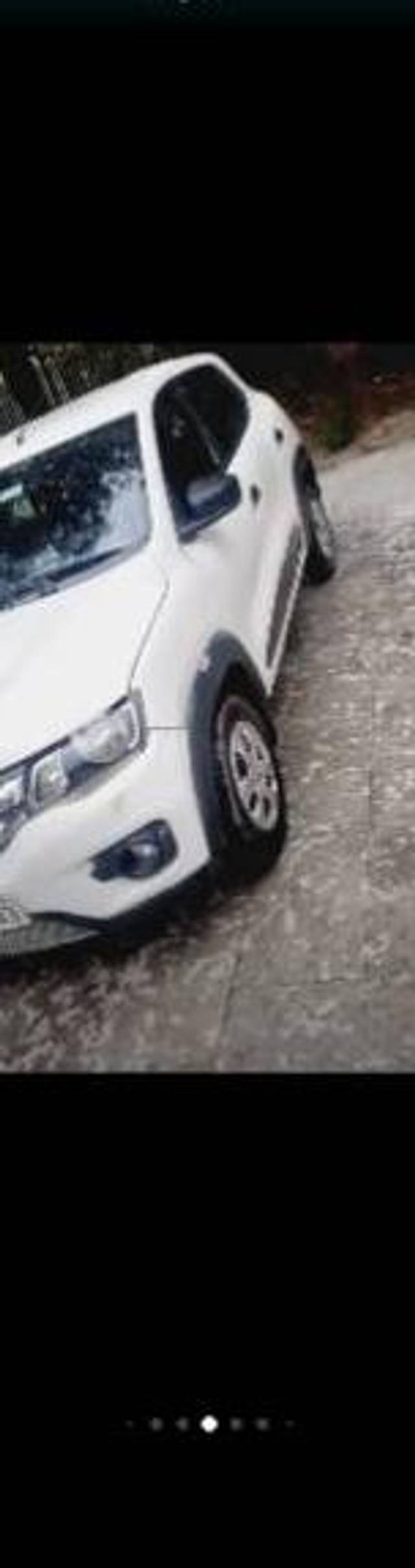 https://images10.gaadi.com/usedcar_image/3663132/original/processed_4977b3c0-f6e5-4d4f-b0b6-a97cd24ffbf1.jpg?imwidth=6402