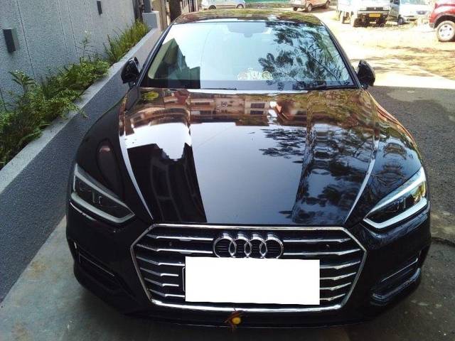 https://images10.gaadi.com/usedcar_image/3663140/original/processed_129f7ff1-1588-44c9-a901-e7e999a2409a.jpeg?imwidth=6401