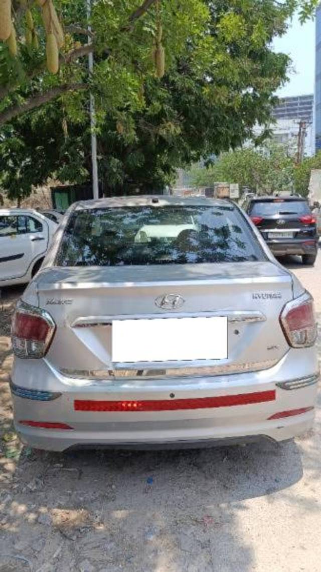 https://images10.gaadi.com/usedcar_image/3663154/original/processed_9729fb1f-e3c7-4c7a-87b3-8ccbac4a7cf6.jpg?imwidth=6401