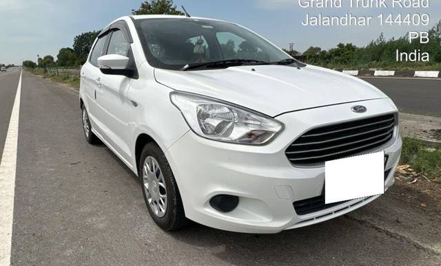 https://images10.gaadi.com/usedcar_image/3663194/original/processed_37fda2b1-d4a5-4711-88da-0926cb968f66.jpeg?imwidth=6400