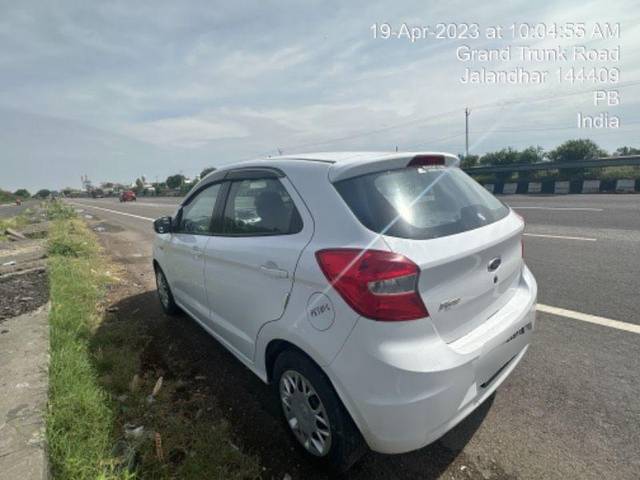 https://images10.gaadi.com/usedcar_image/3663194/original/processed_5972d329-1be2-4473-bc44-c2efefba9c63.jpeg?imwidth=6402